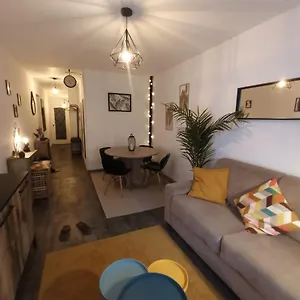 Centre 4 Couchages Et équipements Bébé Menton